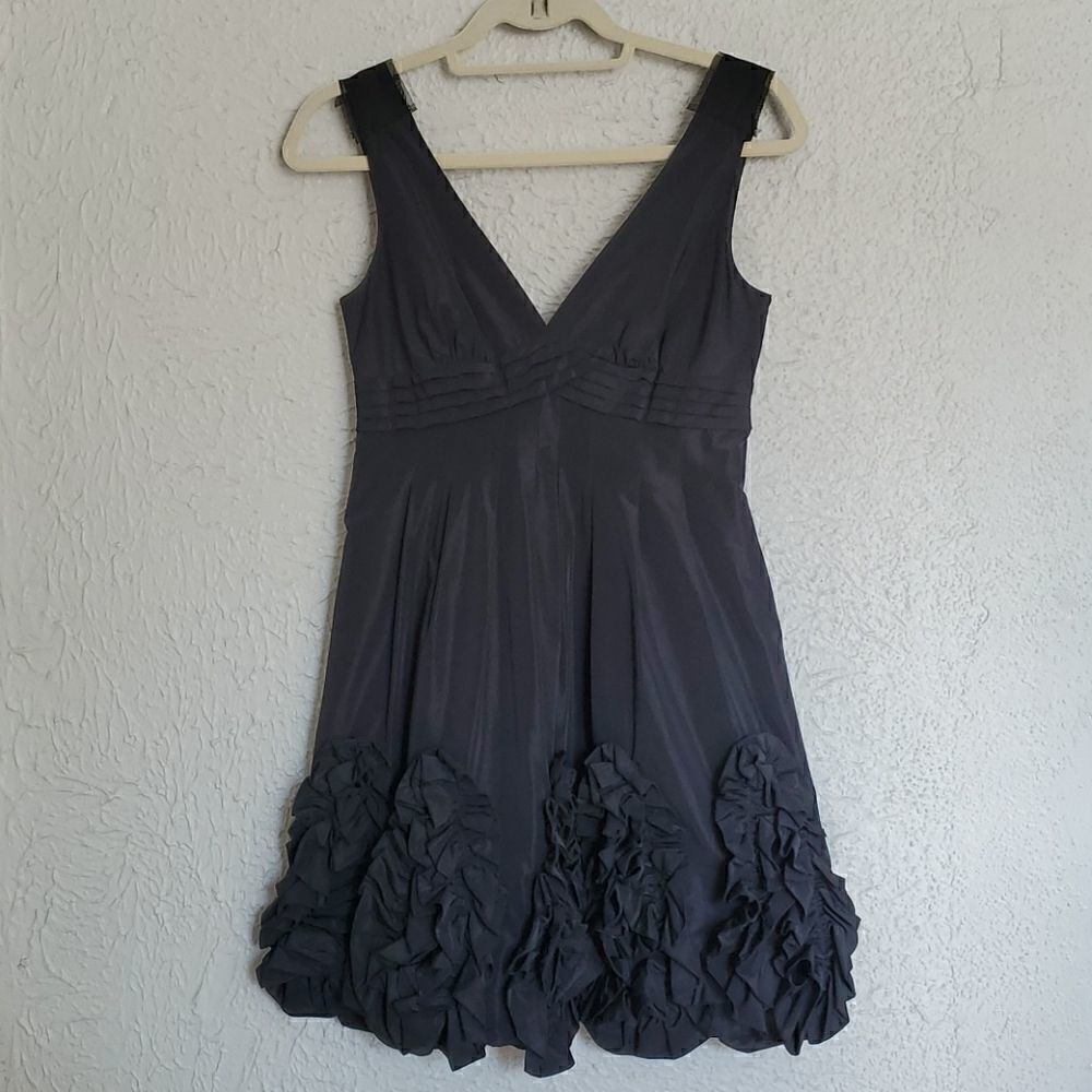 BCBG MaxAzria | V Neck Dress - Picture 2 of 10